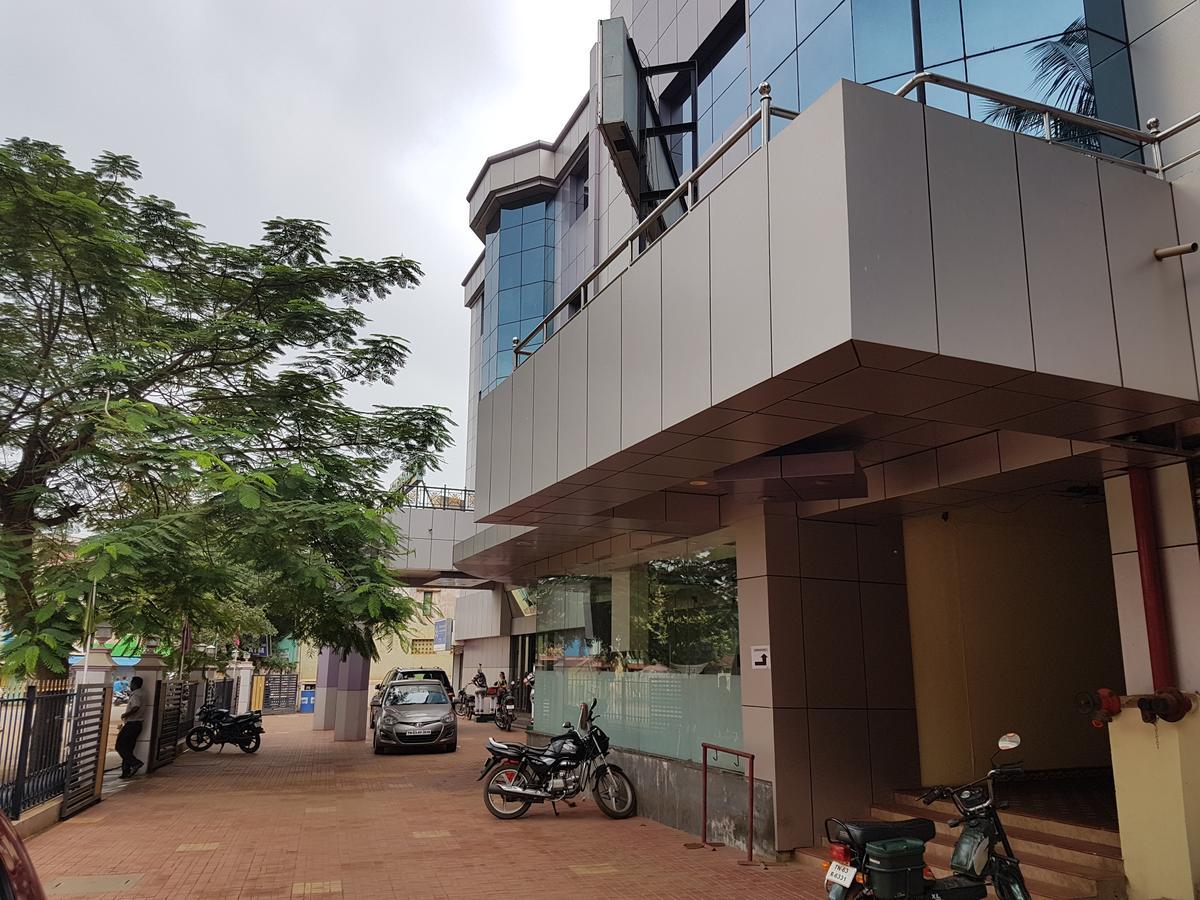 Hotel Subhalakshmi Palace Karaikkudi Exterior photo