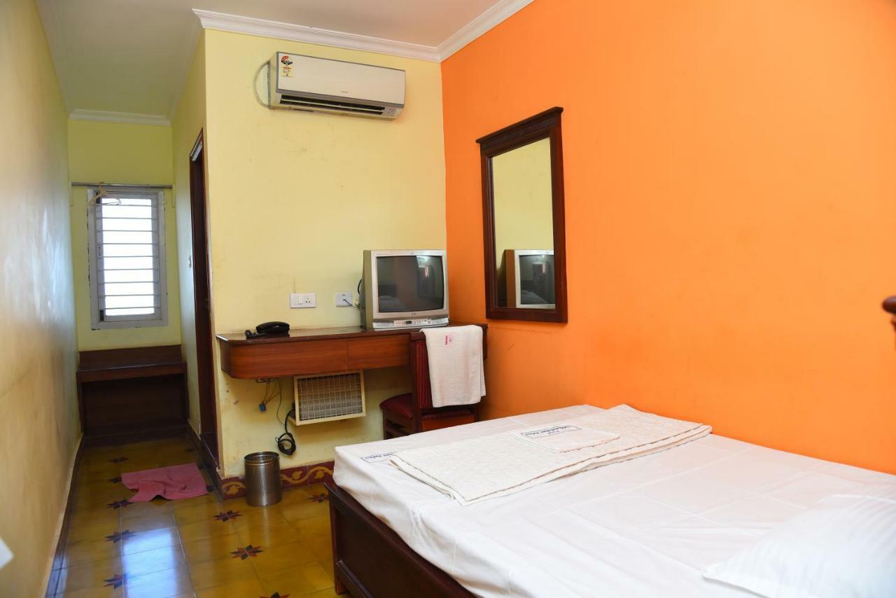 Hotel Subhalakshmi Palace Karaikkudi Exterior photo