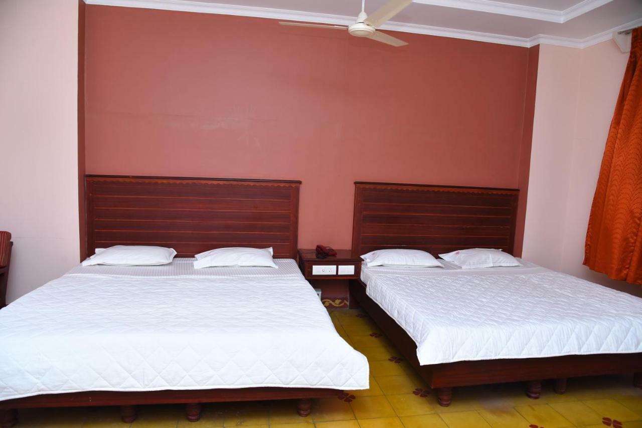 Hotel Subhalakshmi Palace Karaikkudi Exterior photo