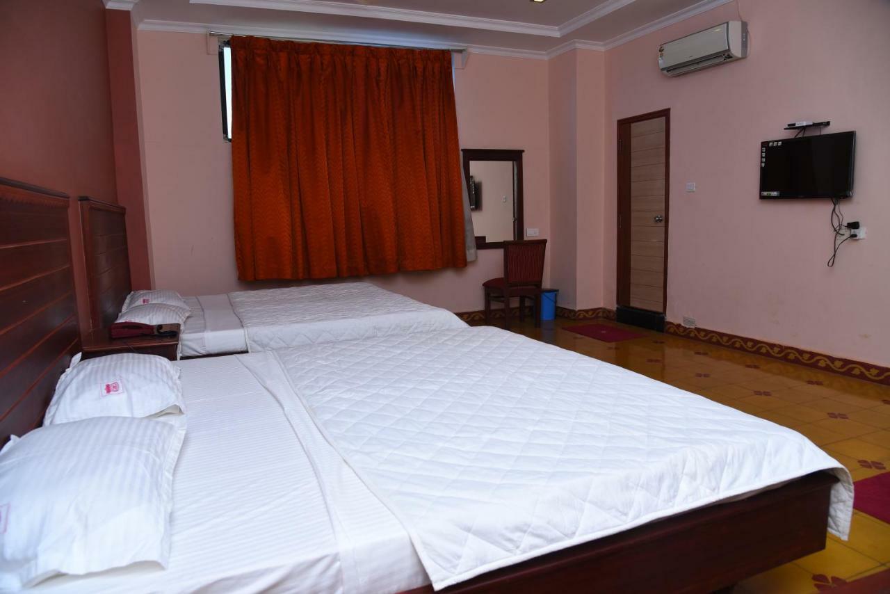 Hotel Subhalakshmi Palace Karaikkudi Exterior photo