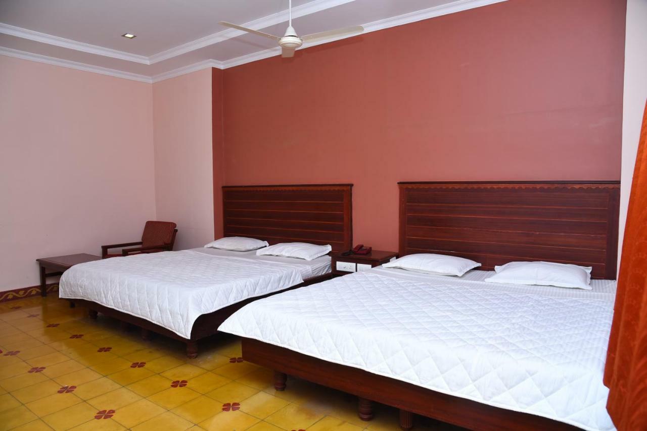 Hotel Subhalakshmi Palace Karaikkudi Exterior photo