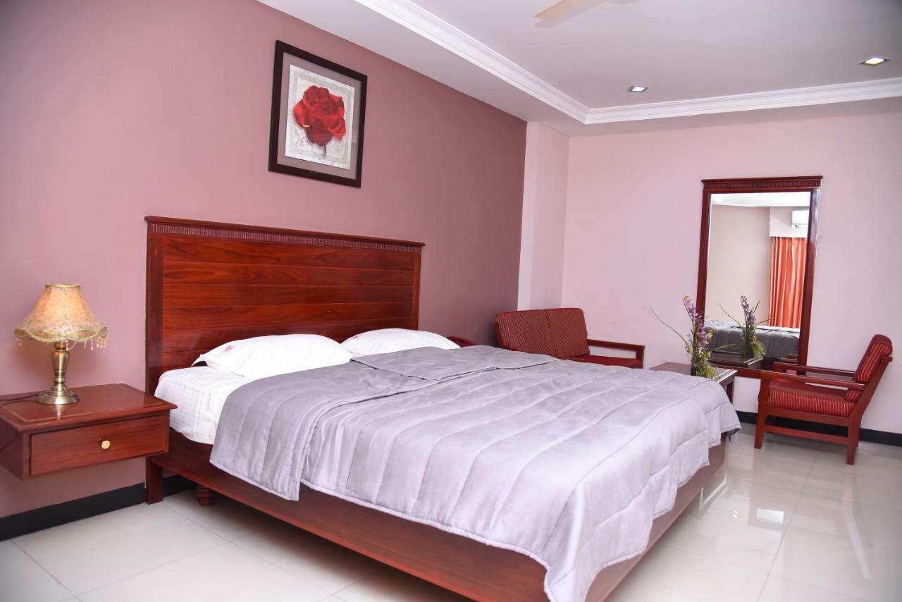 Hotel Subhalakshmi Palace Karaikkudi Exterior photo